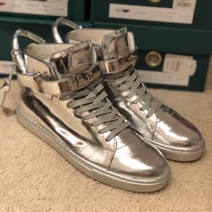 Limited edition, Used Silver Buscemi Sneaker